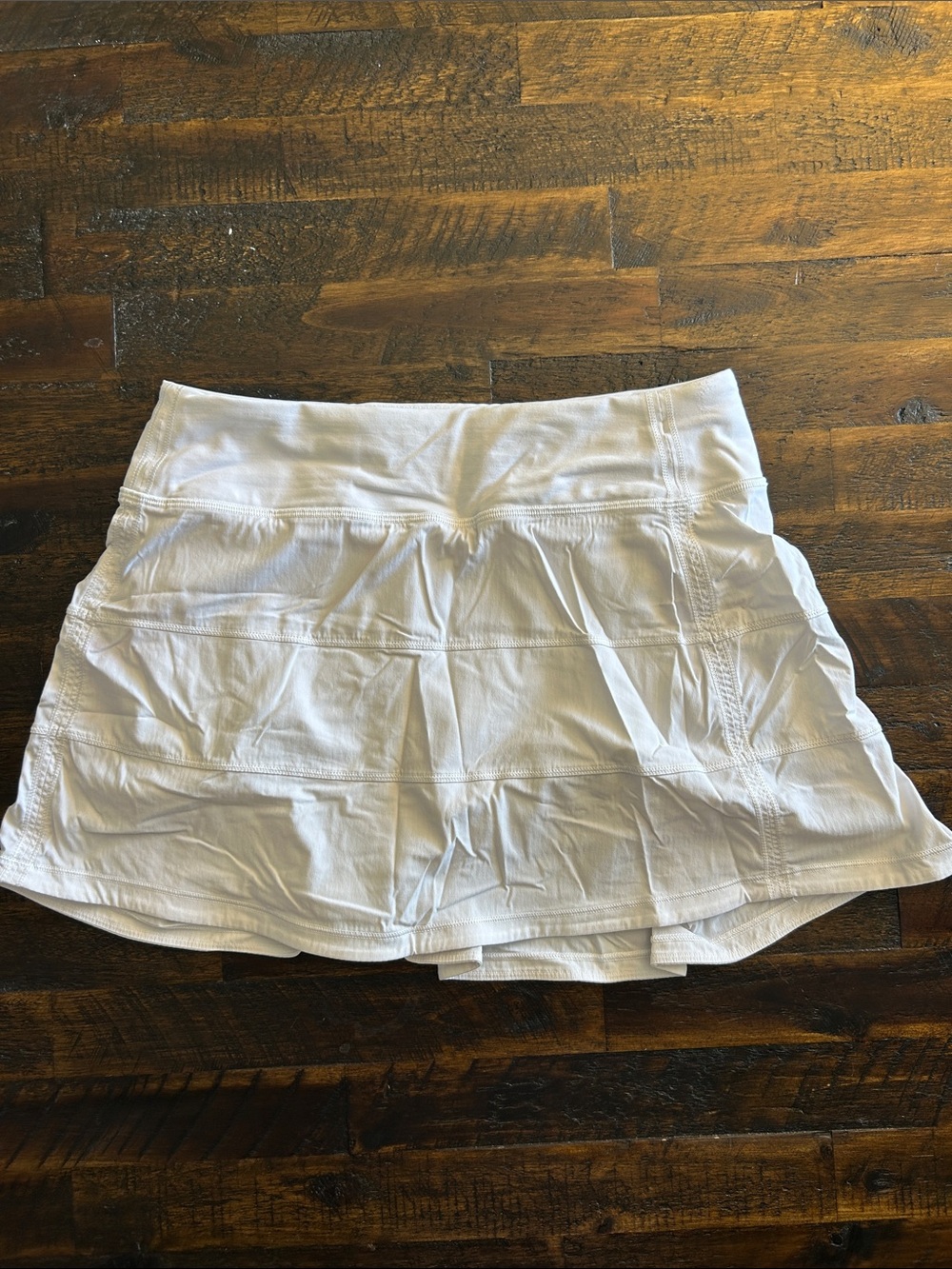 Women’s Lululemon White Pace Rival Mid-Rise Skirt
